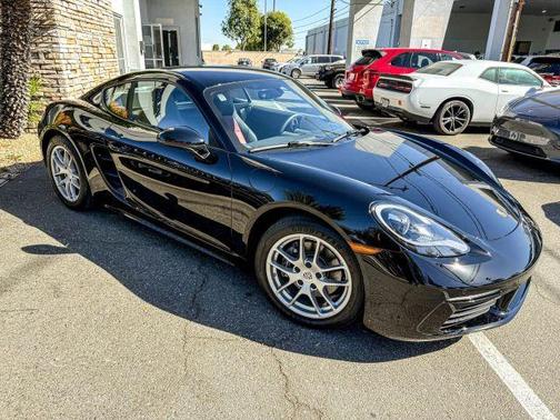 2023 Porsche 718 Cayman 