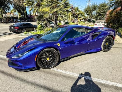 2020 Ferrari F8 Tributo Base
