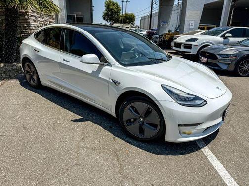 2020 Tesla Model 3 Standard Range Plus