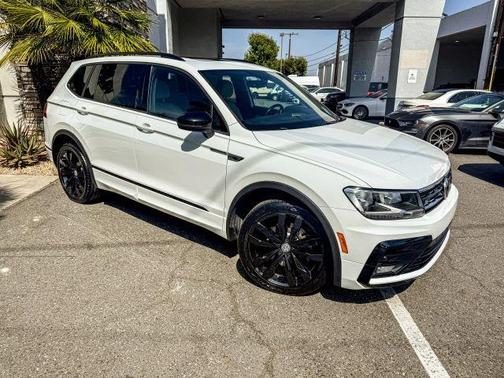 2020 Volkswagen Tiguan 2.0T SE R-Line Black