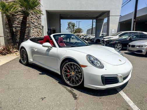 White 2017 Porsche 911 Carrera 4S