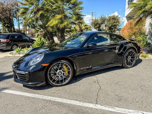 2017 Porsche 911 Turbo S