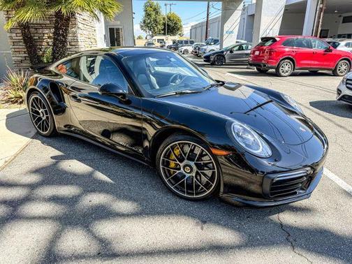 2017 Porsche 911 Turbo S