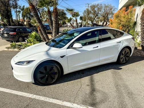 2025 Tesla Model 3 Long Range