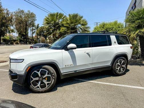 2023 Rivian R1S Adventure Quad Motor Large Pack