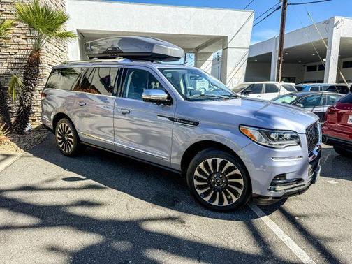 2022 Lincoln Navigator L Black Label