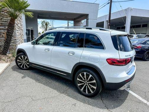 White 2022 Mercedes-Benz GLB 250 Base 4MATIC