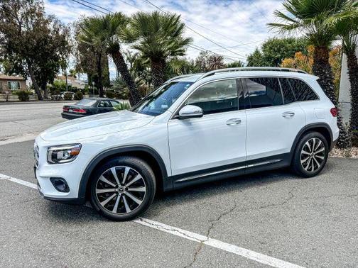 White 2022 Mercedes-Benz GLB 250 Base 4MATIC