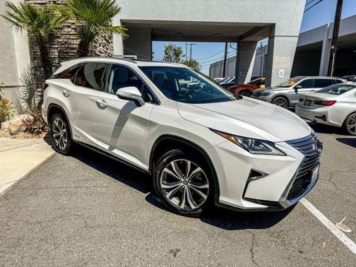 White 2019 Lexus RX 450hL