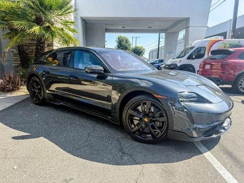 2023 Porsche Taycan Turbo S