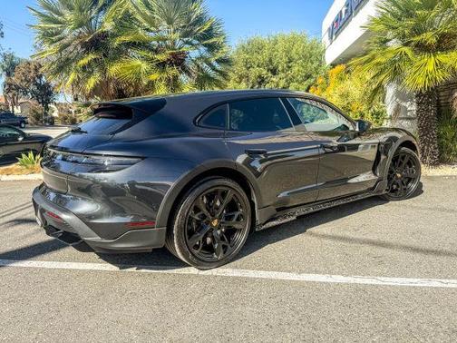 2023 Porsche Taycan Turbo S