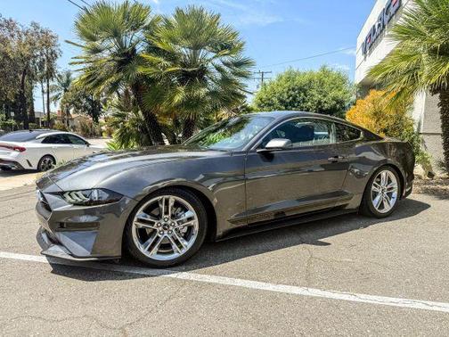 2020 Ford Mustang EcoBoost Premium