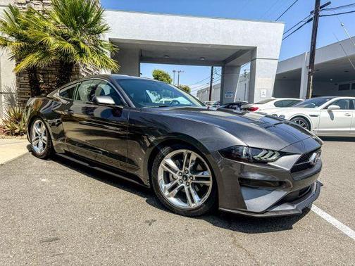 2020 Ford Mustang EcoBoost Premium
