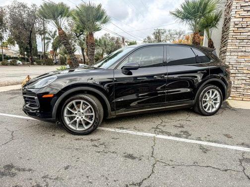 2020 Porsche Cayenne Base