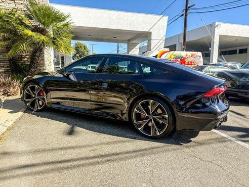 2021 Audi RS 7 4.0T quattro