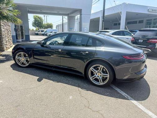 2020 Porsche Panamera 4S