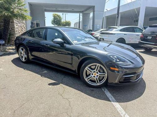 2020 Porsche Panamera 4S