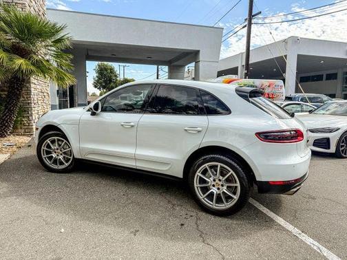 2015 Porsche Macan S