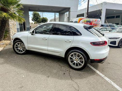 2015 Porsche Macan S