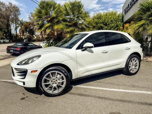 2015 Porsche Macan S