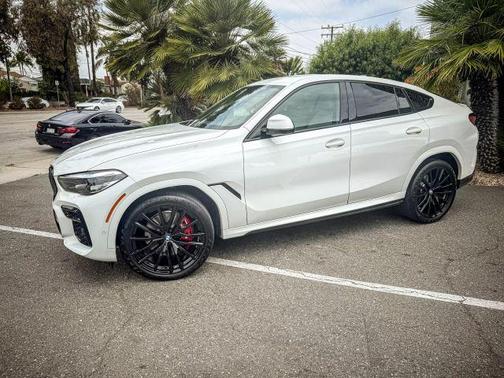 2023 BMW X6 xDrive40i