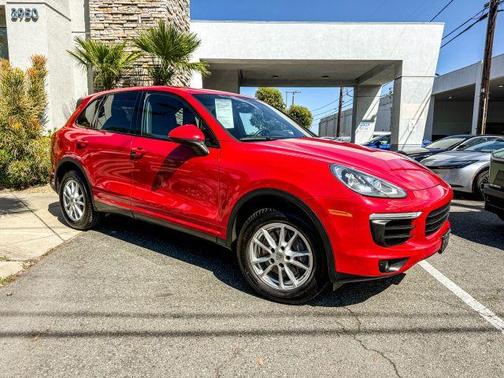 Red 2016 Porsche Cayenne Base