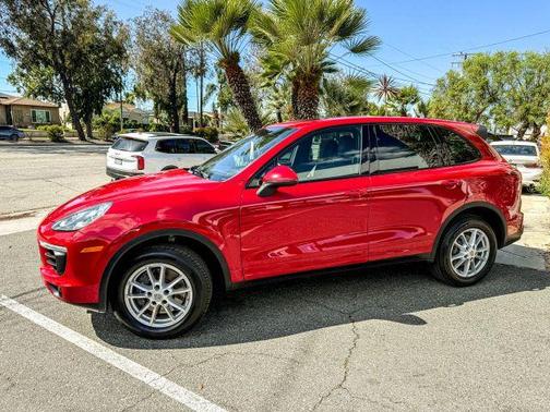 Red 2016 Porsche Cayenne Base