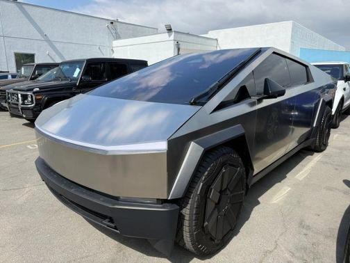 2024 Tesla Cybertruck Base