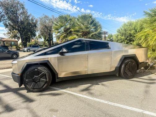2024 Tesla Cybertruck Base