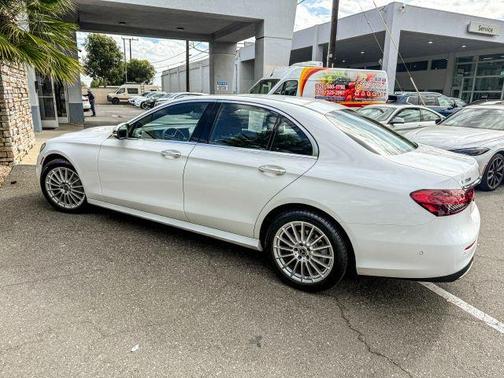 2022 Mercedes-Benz E-Class E 350