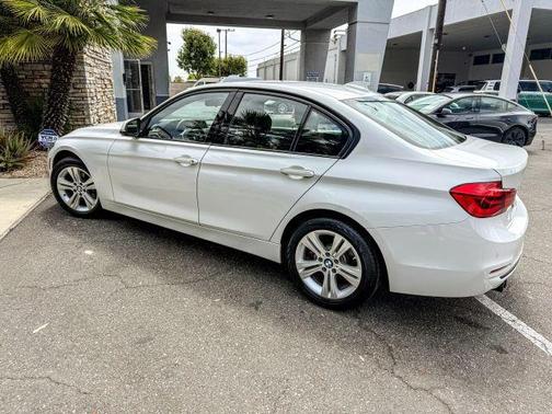 2016 BMW 328 i