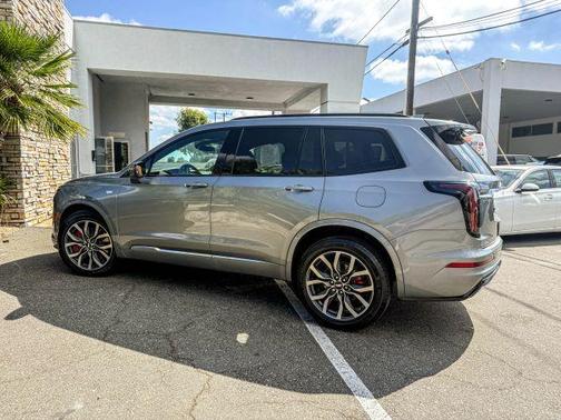 2024 Cadillac XT6 Sport AWD