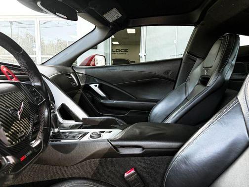 Red 2015 Chevrolet Corvette Stingray