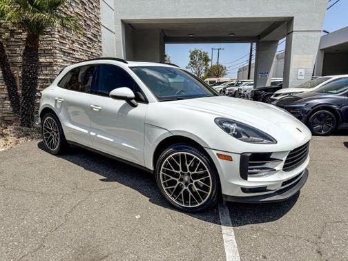 White 2020 Porsche Macan Base