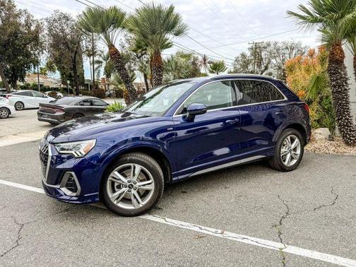 2023 Audi Q3 45 S line Premium