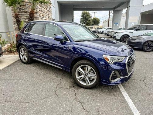 2023 Audi Q3 45 S line Premium