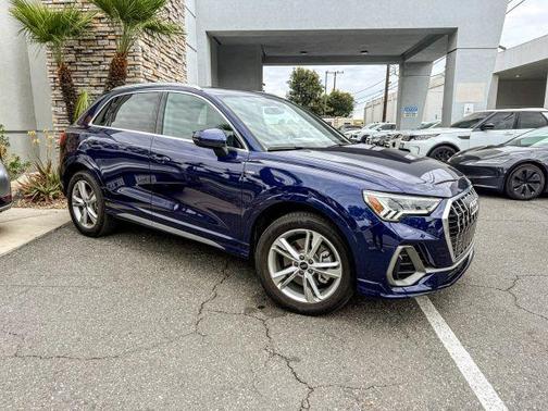 2023 Audi Q3 45 S line Premium