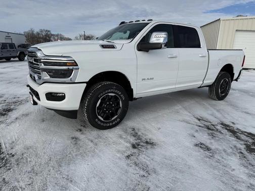 2026 RAM 3500 Laramie Crew Cab 4x4 6'4' Box