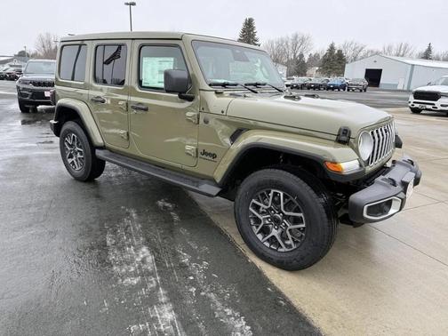 2026 Jeep Wrangler 4-Door Sahara 4x4