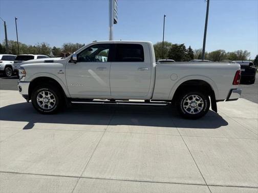 2020 RAM 3500 Laramie Crew Cab 4x4 6'4' Box