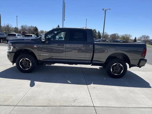 2025 RAM 3500 Laramie Crew Cab 4x4 6'4' Box