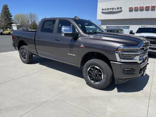 2025 RAM 3500 Laramie Crew Cab 4x4 6'4' Box