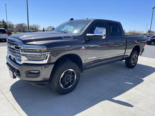 2025 RAM 3500 Laramie Crew Cab 4x4 6'4' Box