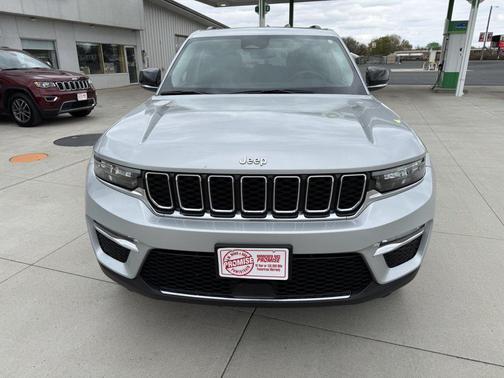 Silver Zynith 2022 Jeep Grand Cherokee Limited
