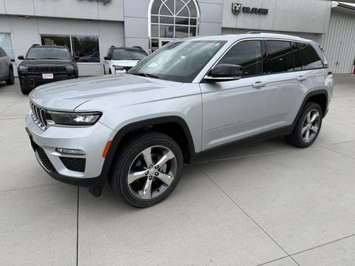 Silver Zynith 2022 Jeep Grand Cherokee Limited