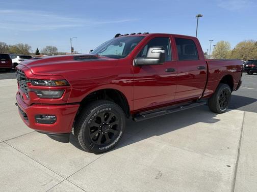 Molten Red Pearlcoat 2026 RAM 2500 Black Express Crew Cab 4x4 6'4' Box