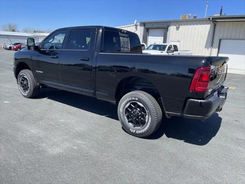 2025 RAM 2500 Laramie Crew Cab 4x4 6'4' Box