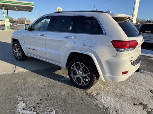 2021 Jeep Grand Cherokee Overland