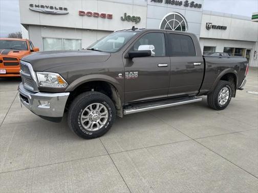 2018 RAM 3500 Laramie Crew Cab 4x4 6'4' Box