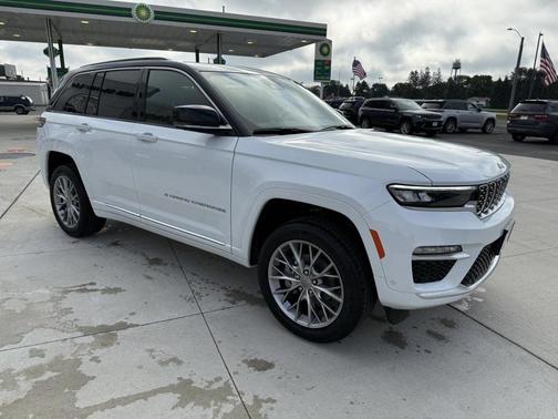 2025 Jeep Grand Cherokee Summit
